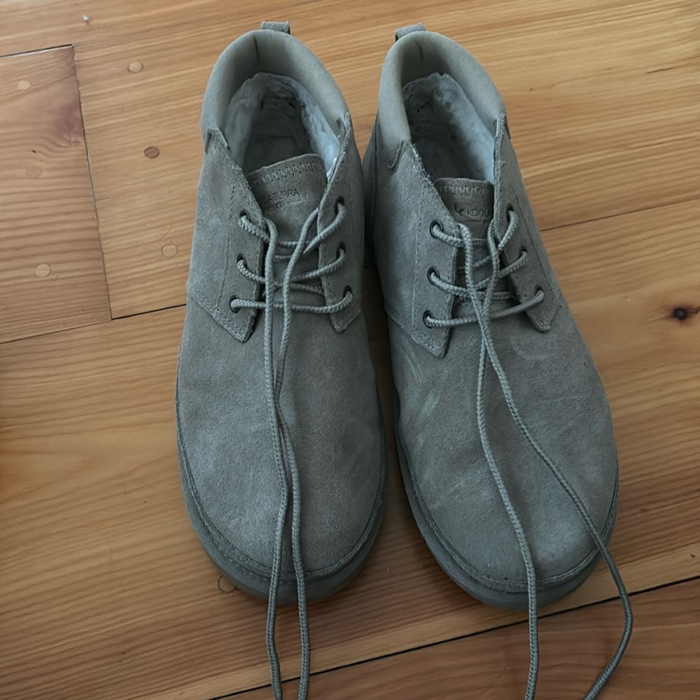 Lightly used Koolaburra booties